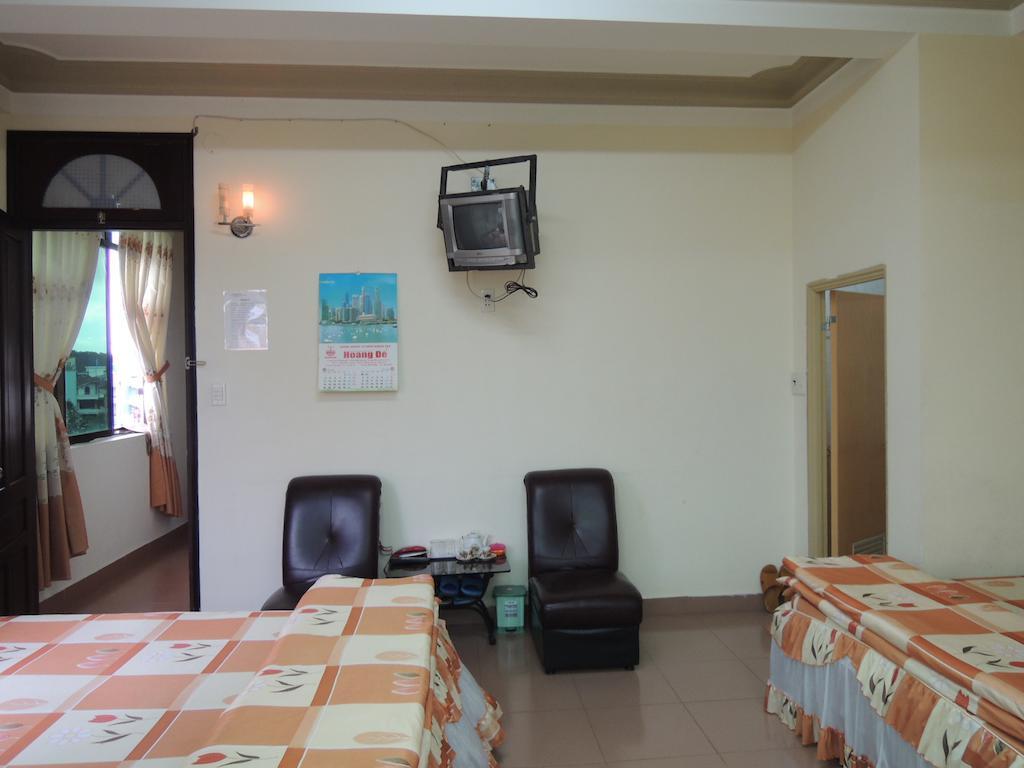 Hoang De Hotel Да Лат Екстериор снимка